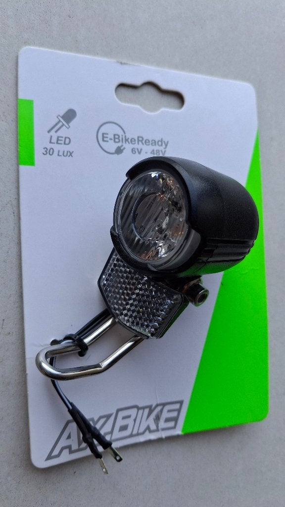 Nieuwe LED koplamp 30 lux voorlicht fietslicht e-bike NIEUW, Fietsen en Brommers, Ophalen, Nieuw, Accu, Voorlicht