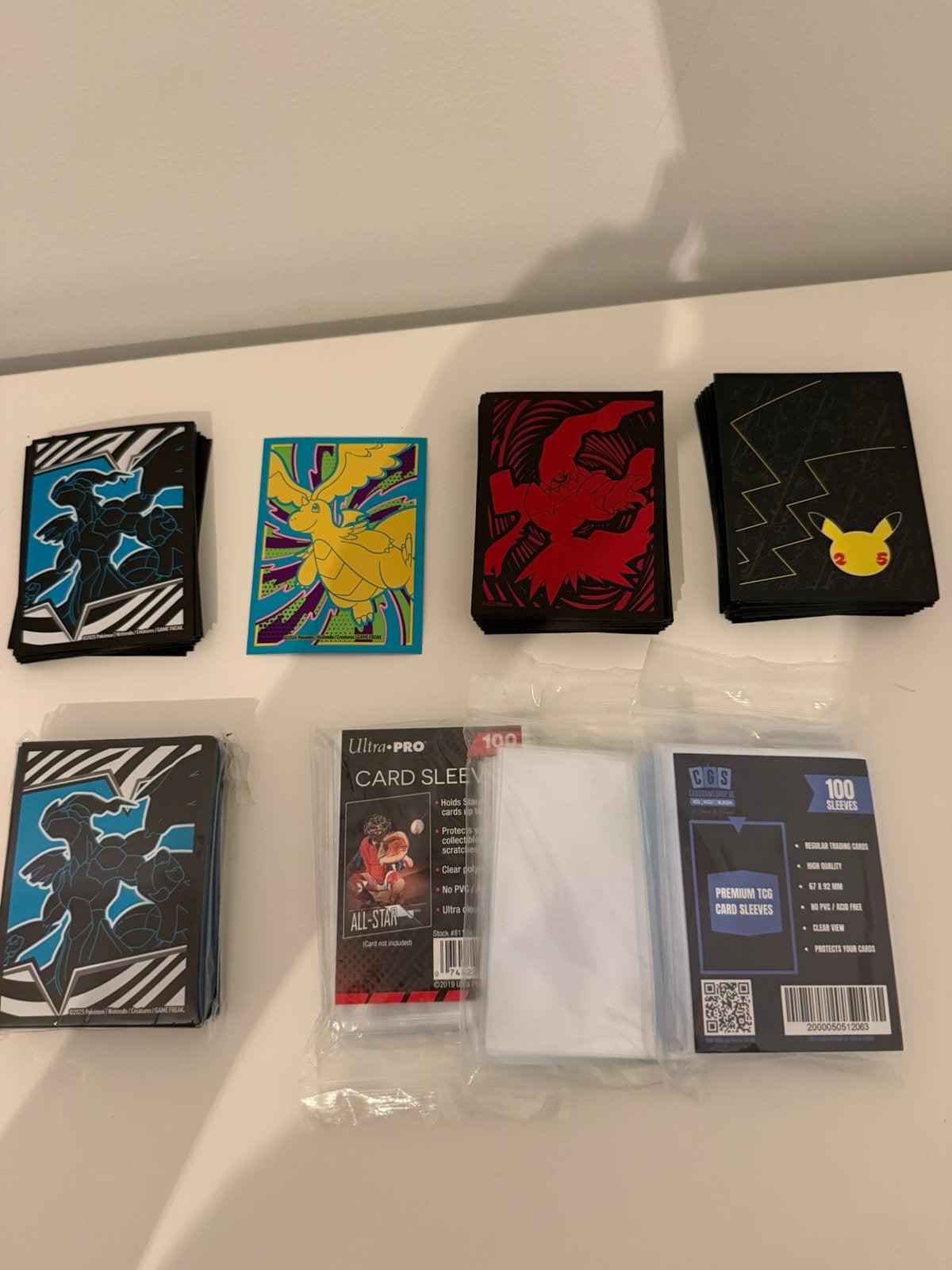 pokemon sleeves, Ophalen, Zo goed als nieuw