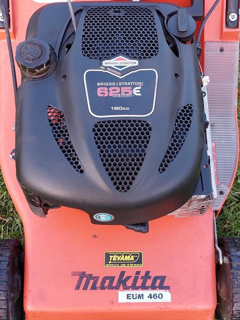 Maaimachine Makita grasmaaier, Ophalen