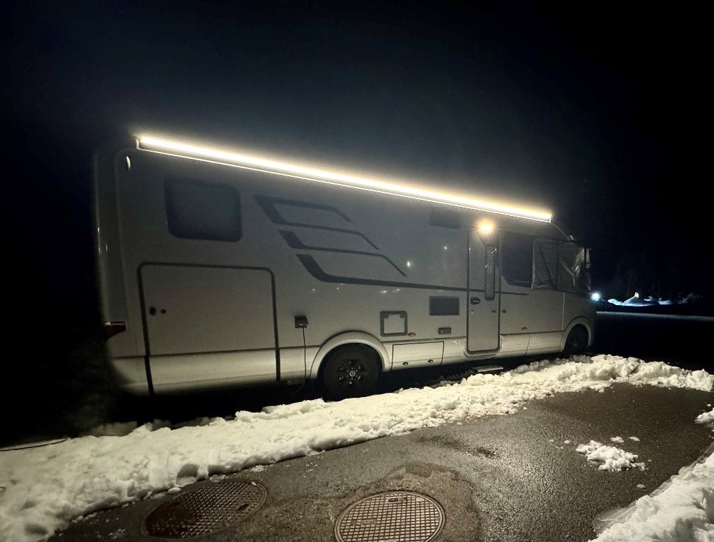 HYMER B-ML I 780 – Mercedes– 2026 – 7 572 km – Très équipé, Jusqu'à 5, Marchepied électrique, Intégral, Diesel
