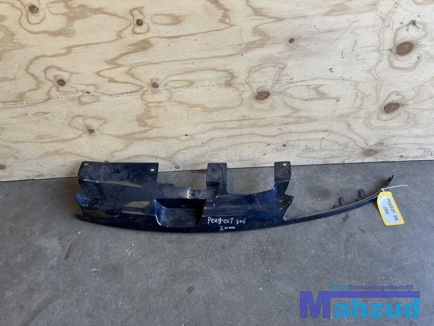 PEUGEOT 306 Blauw grille 1994-2003, Taurusavenue 1
2132 LS  Hoofddorp, NL, Gebruikt, Contact.group@renault.com, Stellantis N.V.