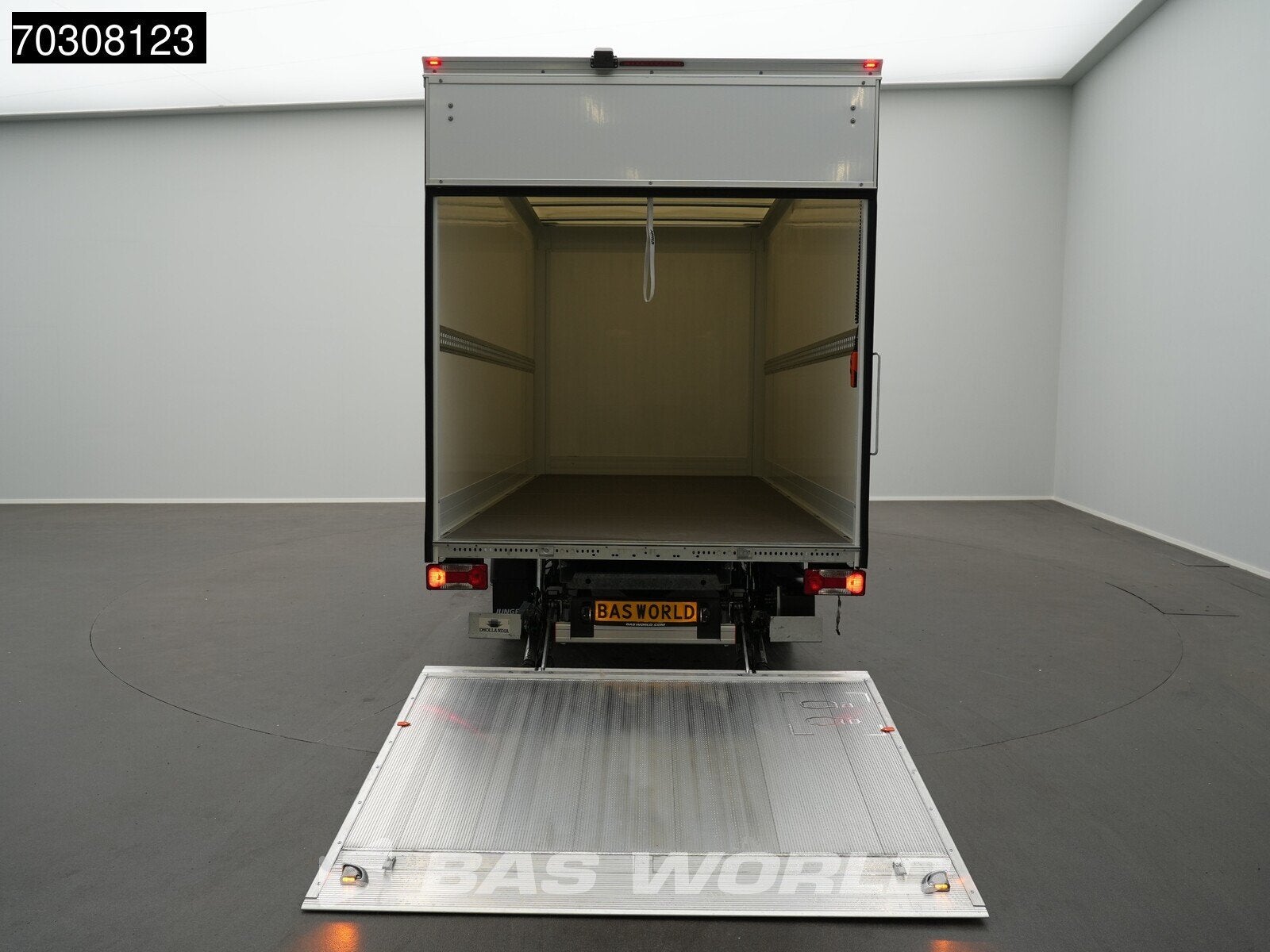 Iveco Daily 35S18 3.0L Automaat Laadklep 180PK Bakwagen ACC, Neuf, Achat, Euro 6, Entreprise