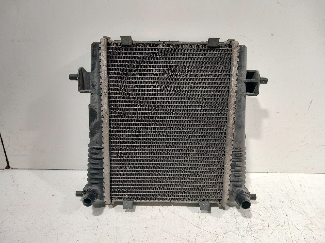 Radiateur BMW Z4, Onderdelen@venauto.nl, Van der Ven Autorecycling B.V., Gebruikt, Ettenseweg 76, 4706 PB Roosendaal, The Netherlands