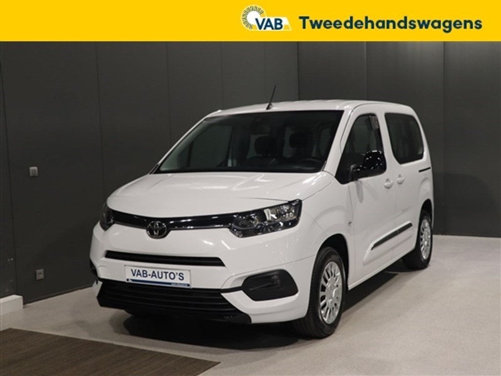 Toyota Pro Ace   city VERSO PASS 1.2L SHUTTLE, Monovolume, Zwart, ProAce, Wit