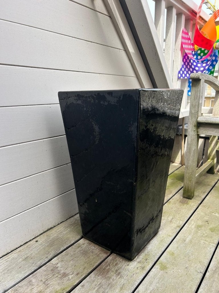 Zwarte bloempot, Tuin en Terras, Bloempotten, Ophalen, Vierkant, Zo goed als nieuw, Balkon