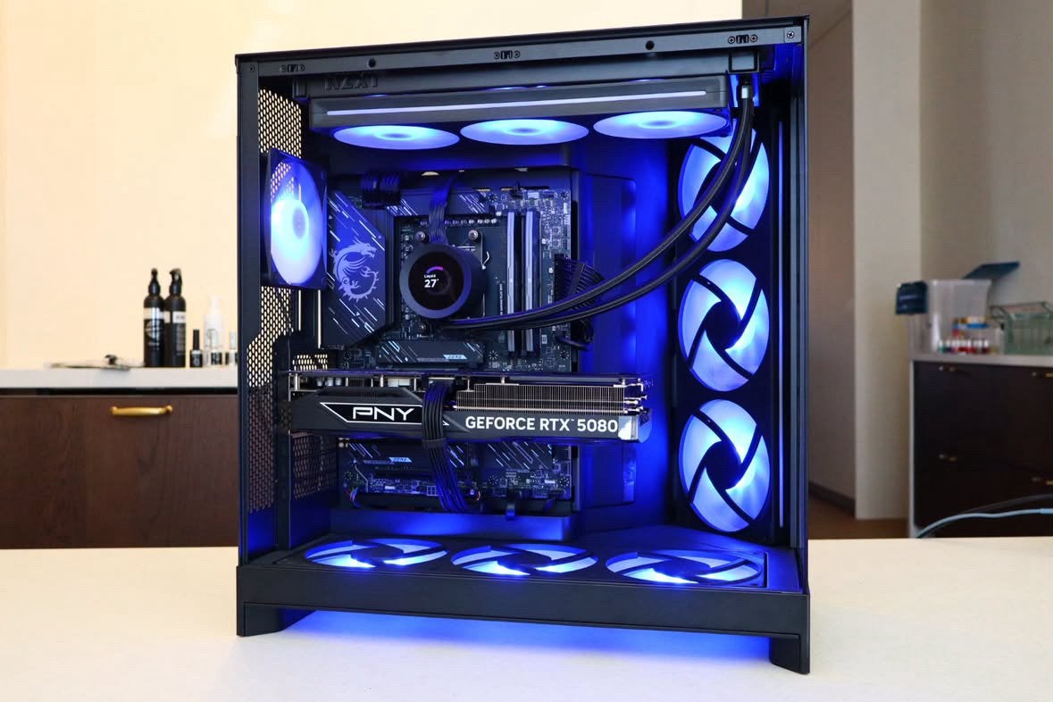 High-end Gaming PC: Ryzen 7 9850x3d, RTX 5080, 32GB RAM, Computers en Software, Ophalen, 32 GB, Zo goed als nieuw, Gaming