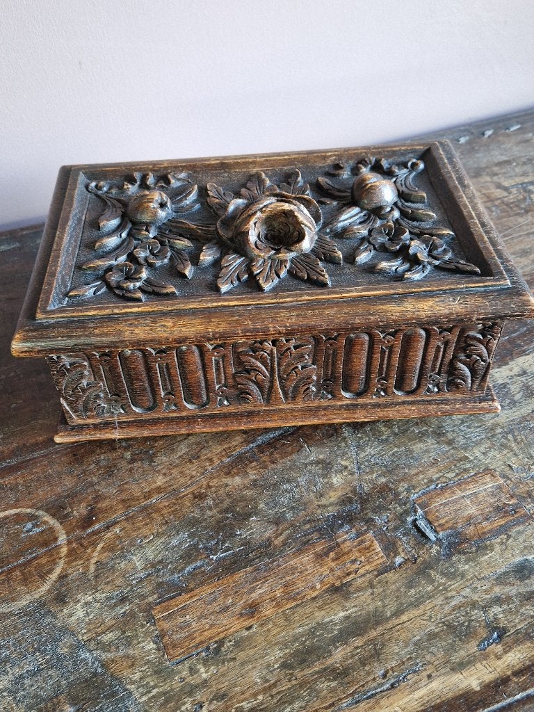 Antieke, gesneden houten sieradendoos, Zwarte Woud, 19e eeuw, Antiek en Kunst, Ophalen of Verzenden