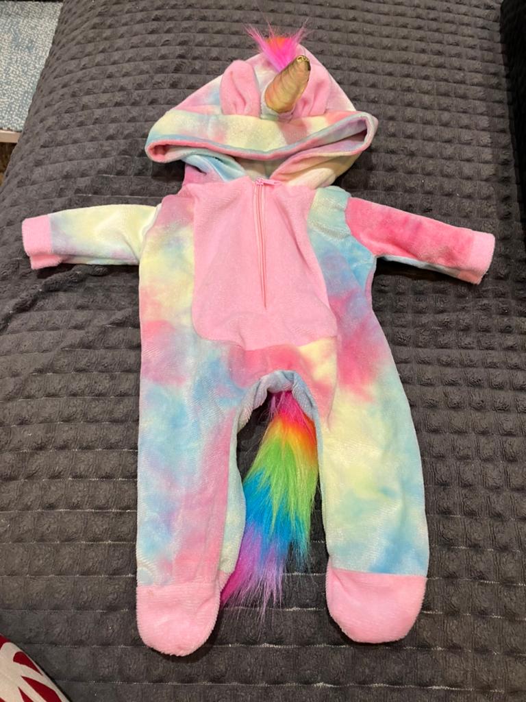 Onesie licorne arc-en-ciel type baby born pour poupée 43 cm, Enfants & Bébés, Jouets | Poupées, Enlèvement ou Envoi, Comme neuf