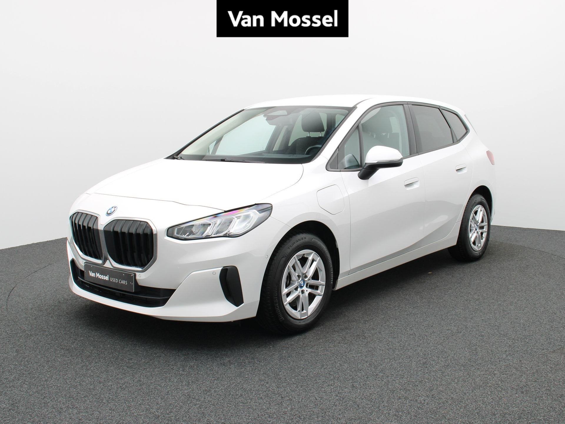 BMW 2-serie Active Tourer 225e xDrive, Auto's, Automaat, Gebruikt, Automatische klimaatregeling, 16 kWh