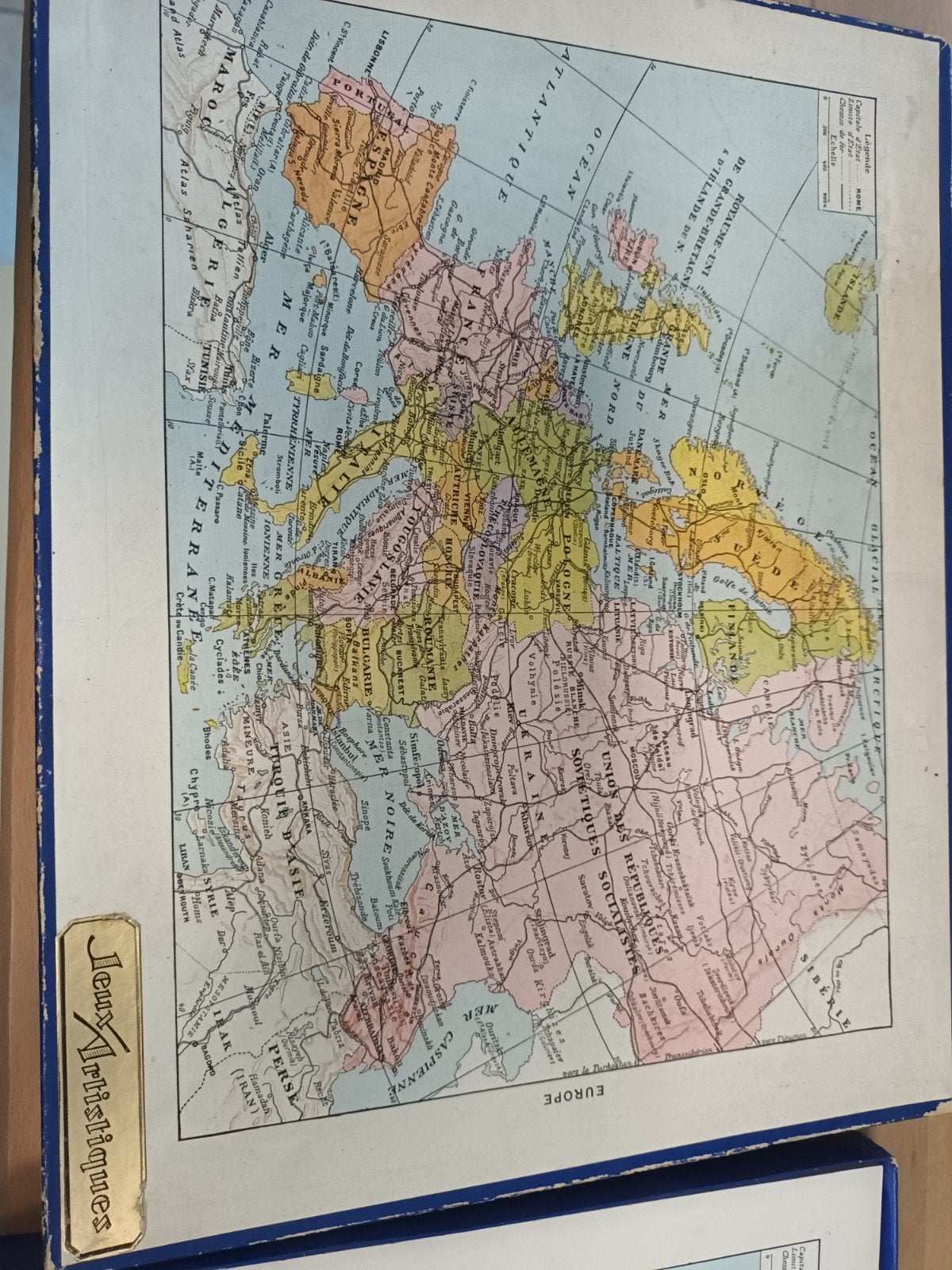 EUROPA oude puzzel jeux artistiques, Antiek en Kunst, Ophalen