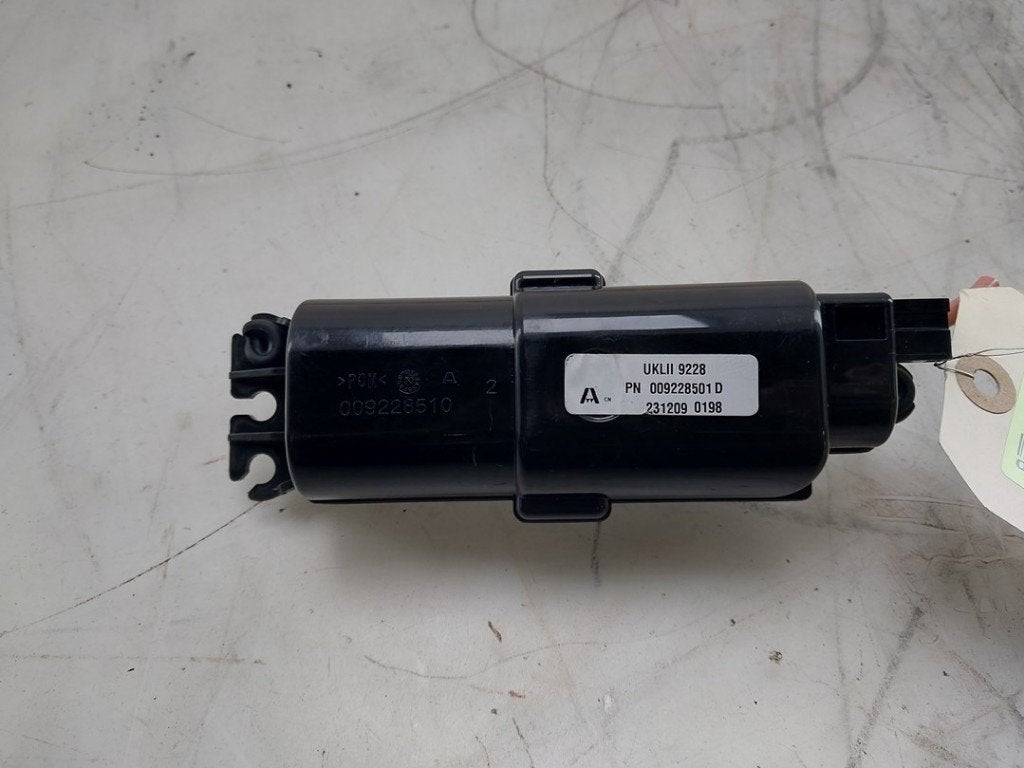 MOTEUR REGLAGE SIÈGE ELECTRIQUE Mini Mini (F65 / F66), Petuelring 130
80809  München, DE, Mini, Utilisé, Minikundenbetreuung@mini.de