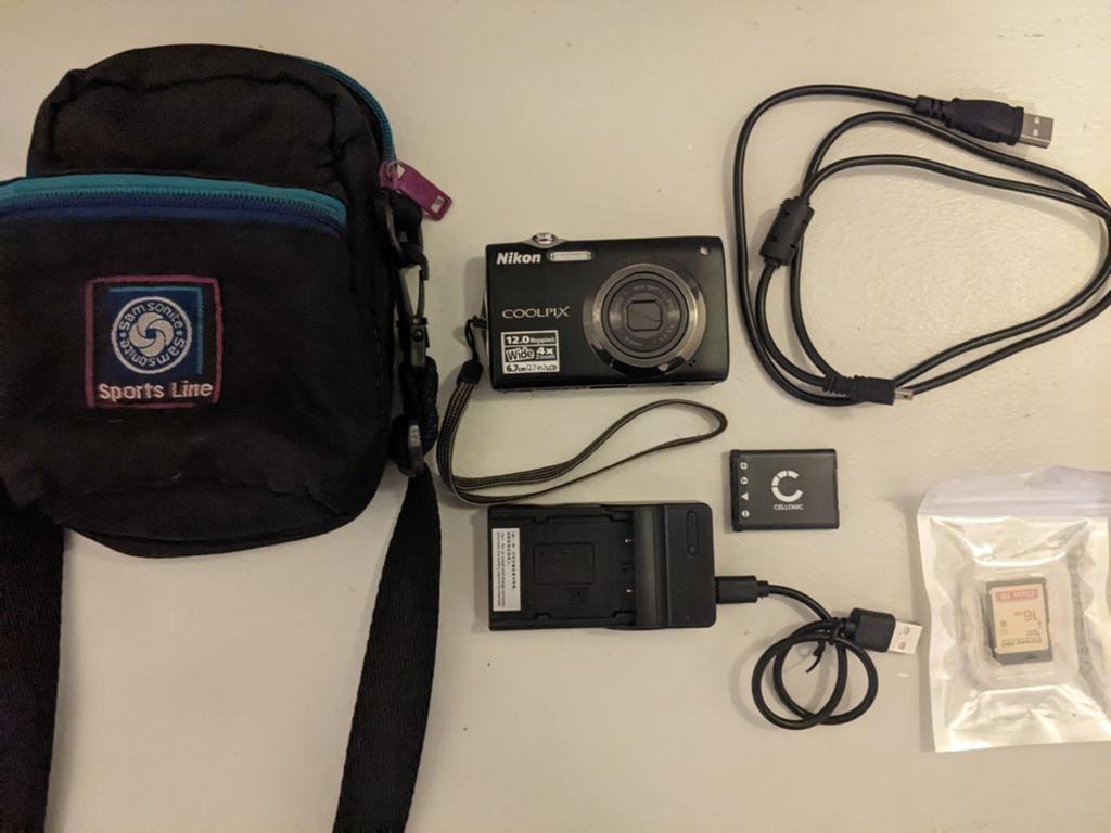 Nikon Coolpix S3000 Digitale Camera in Zeer Goede Staat!!!, 12 Megapixel, Compact, Ophalen of Verzenden, Zo goed als nieuw