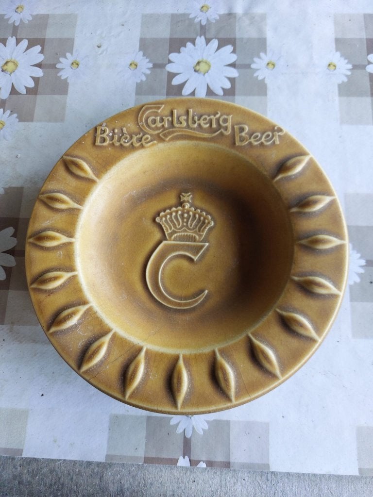 Vintage asbak Carlsberg, Verzamelen, Biermerken, Ophalen of Verzenden, Gebruikt, Reclamebord, Plaat of Schild, Overige merken