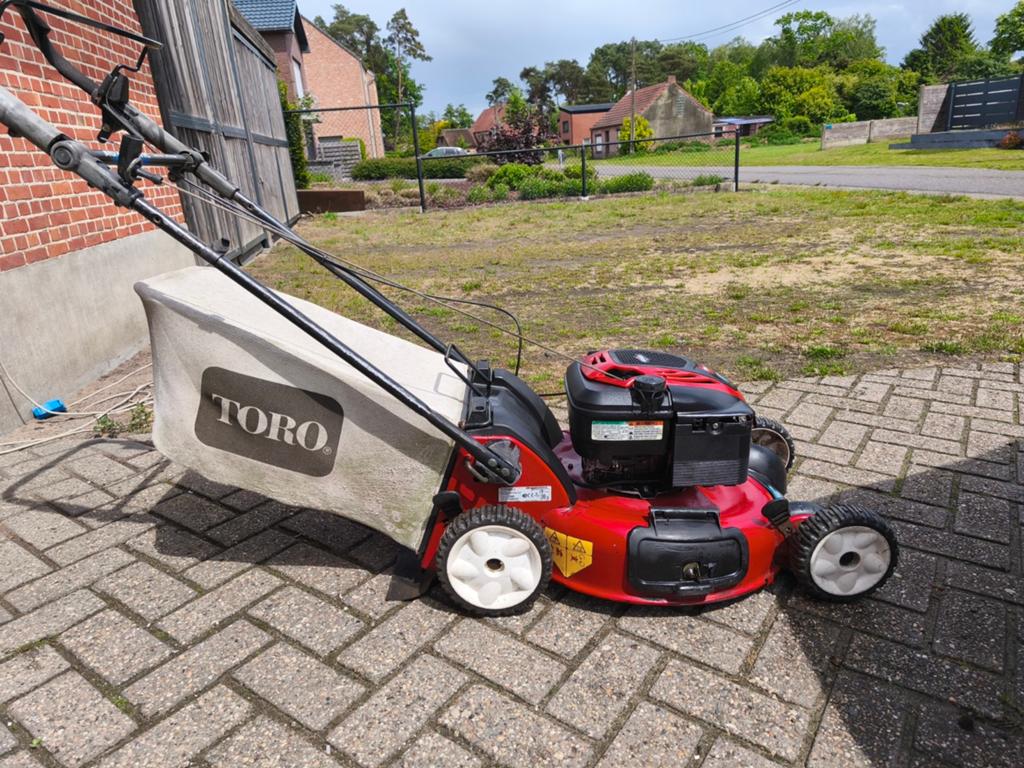 Grasmaaier zelf trekker toro, Ophalen