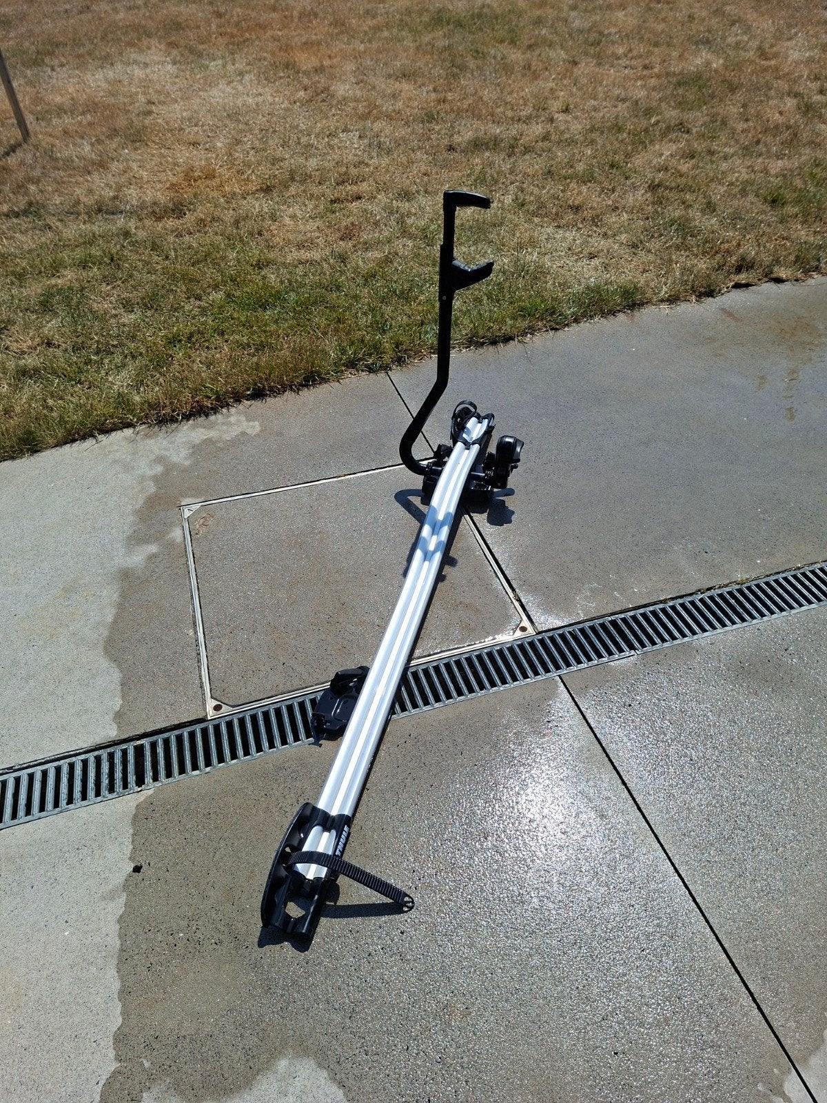 Thule Pro Ride fietshouder, Auto diversen, Fietsendragers, Ophalen of Verzenden, Dakdrager, 1 fiets, Brede banden