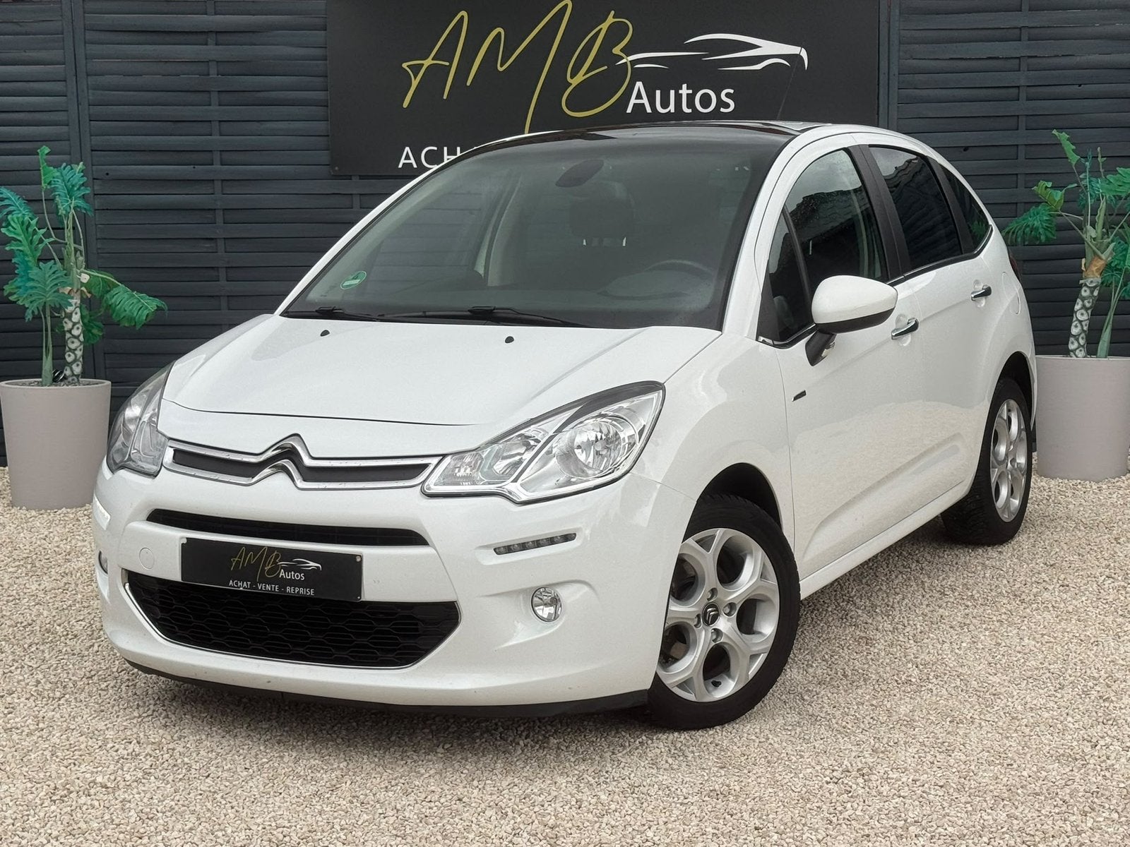 Citroen C3 2015 1.2i EXLCUSIVE */*BOITE AUTO+GPS, Autos, Achat, Euro 6, Entreprise, Carnet d'entretien