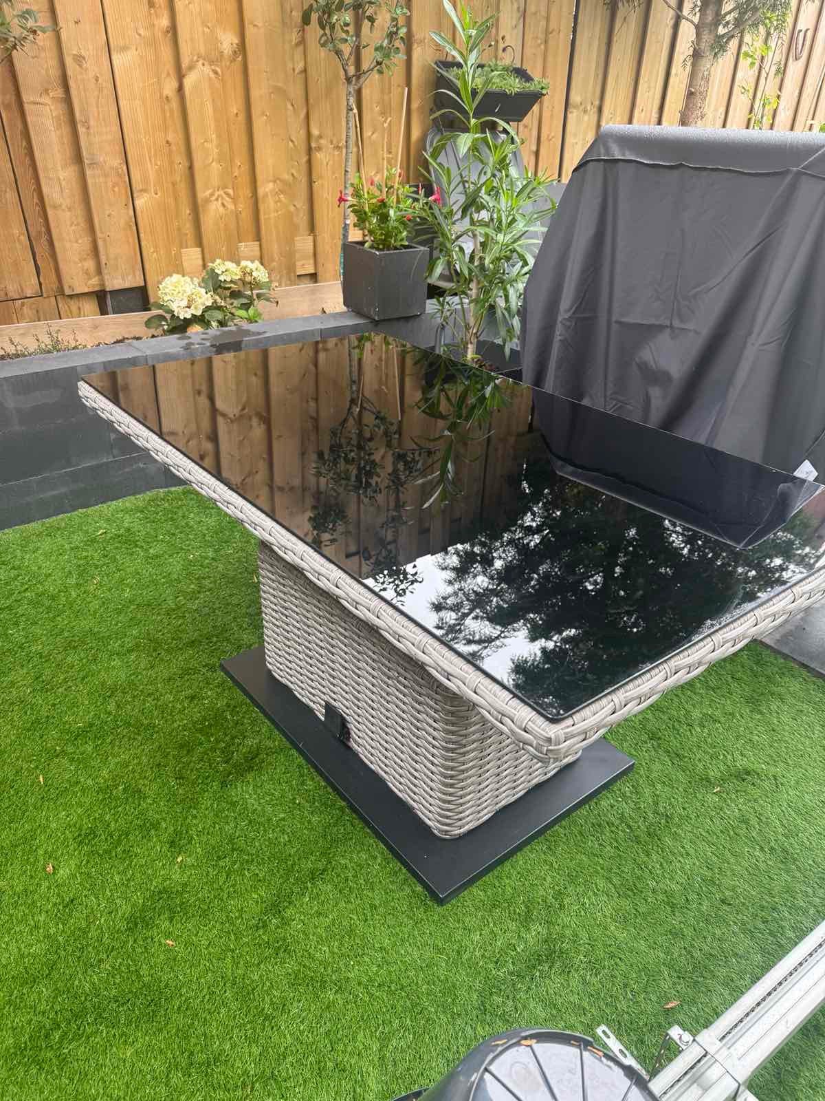 Tuintafel te koop, Enlèvement, Comme neuf