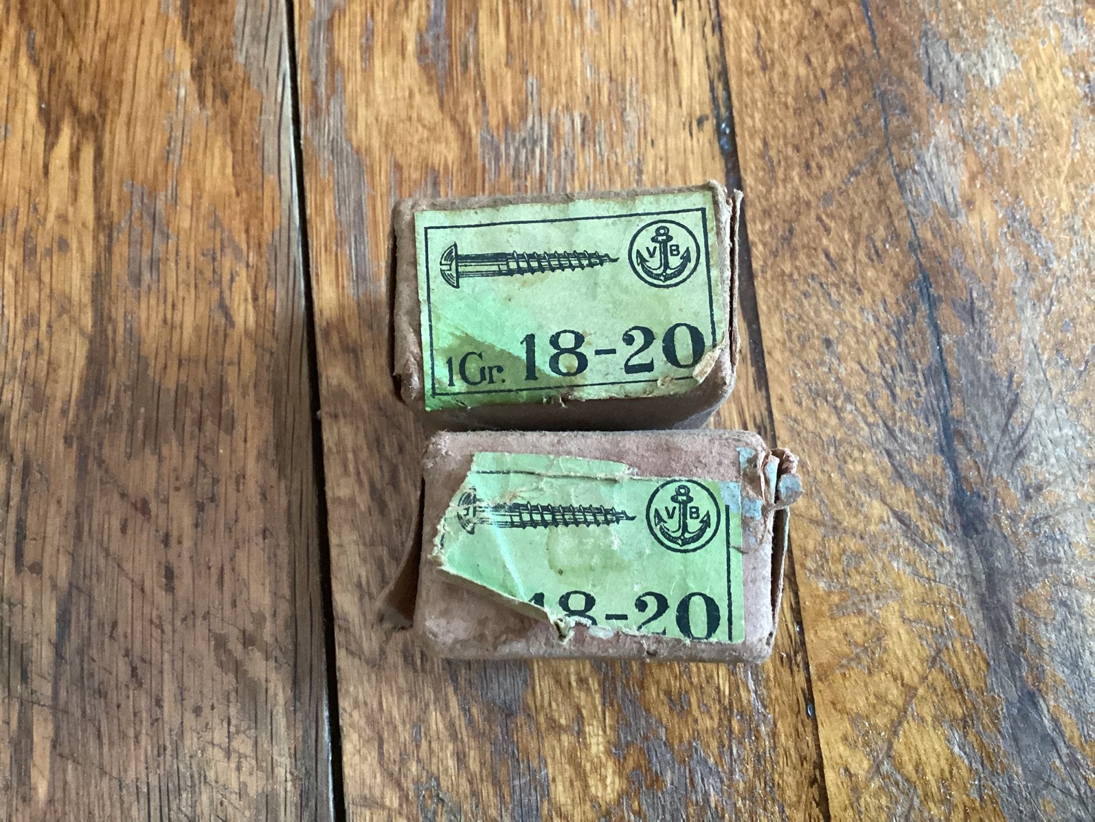 Bolkopschroefjes 18/20 blank staal, Antiek en Kunst, Antiek | Gereedschap en Instrumenten, Ophalen