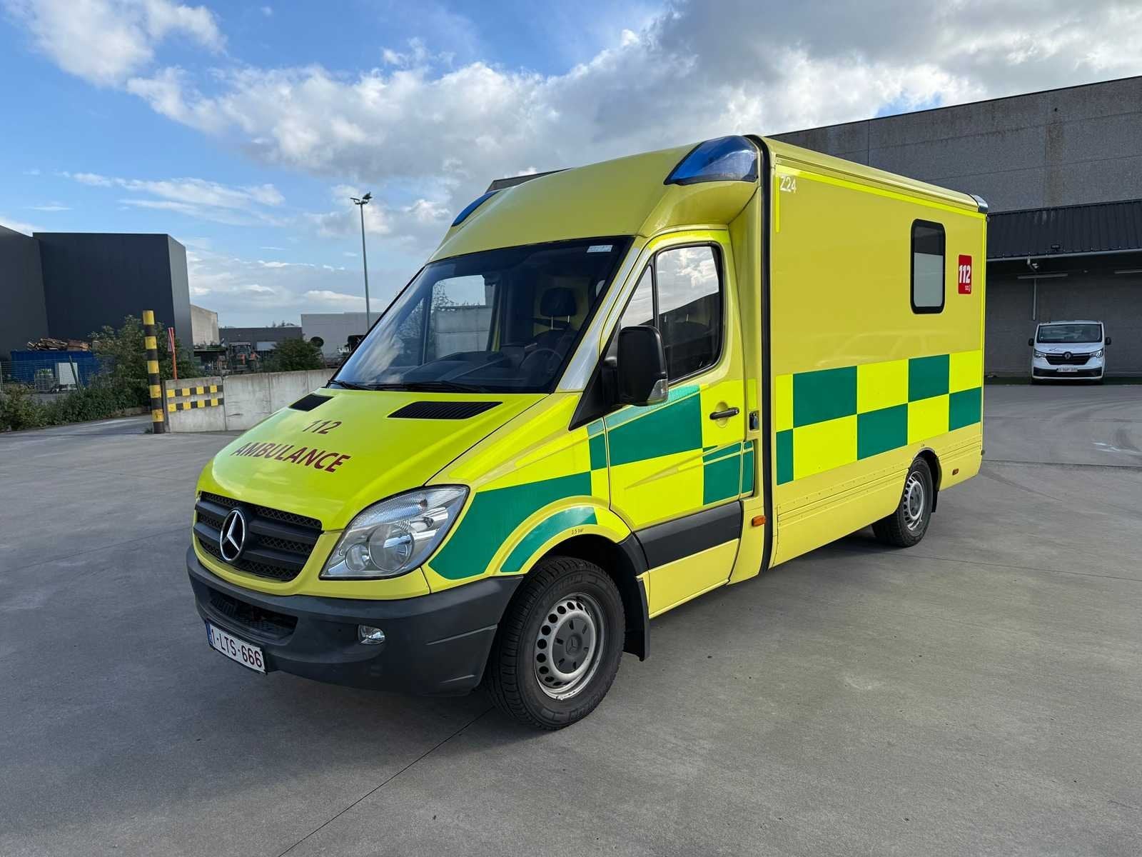 MERCEDES - 2013 - 315 CDI - AMBULANCE - Personenauto, Automaat, Euro 5, Gebruikt, Overige modellen