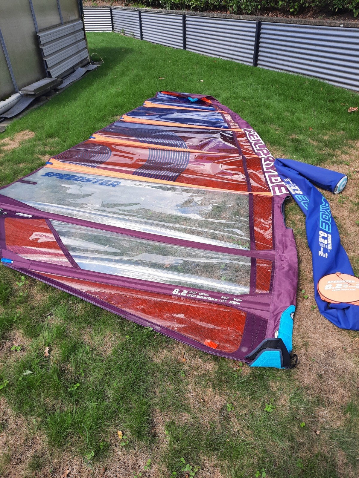 windsurfzeilen, NP V8 7.7, SPEEDSTER 8.2 + GIEK + MAST 95 %, Watersport en Boten, Ophalen, Neilpryde, Giek