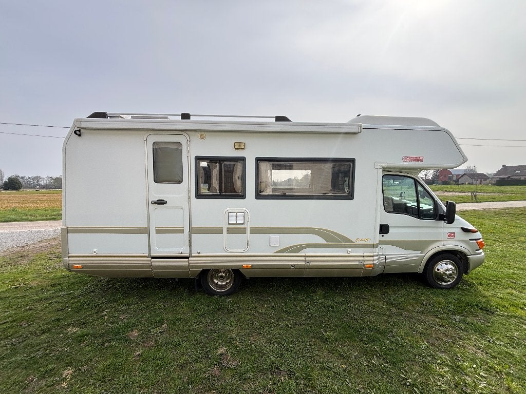 Kwaliteitsvolle Laika IVECO Daily 35C130 6 pers rijbewijs C, Caravans en Kamperen, Alkoof, Ringverwarming, Bedrijf, Meer dan 6