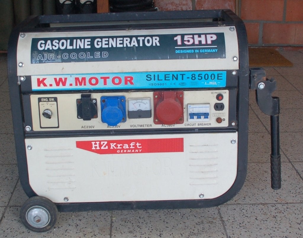 Generator, Gebruikt, Ophalen of Verzenden, 10 tot 30 kVA, Elektrisch startend