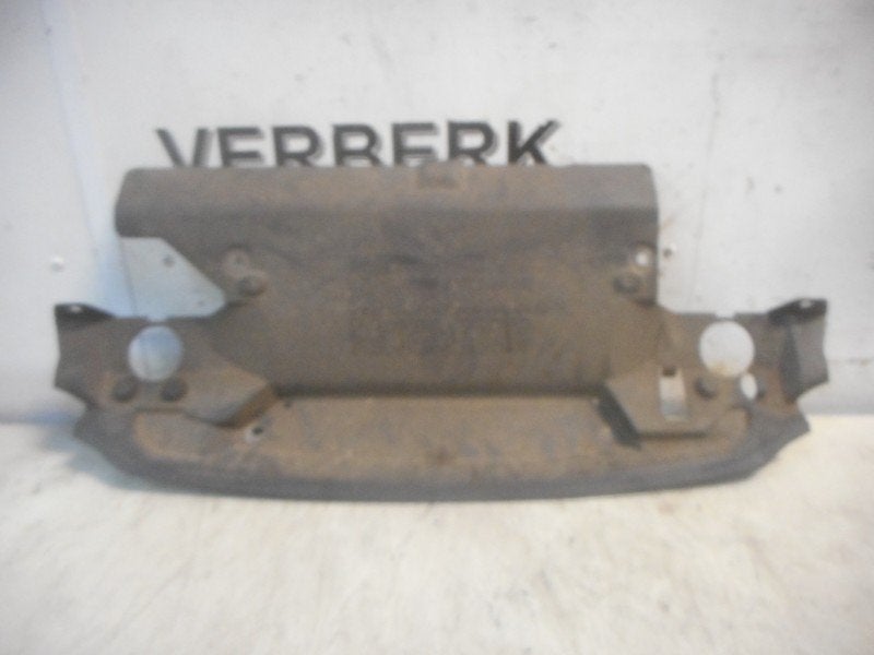 FACE AVANT afwerkkap BMW 3 serie (E36 / 4) (51718119046), Utilisé, BMW, Petuelring 130
80809  München, DE, Bayerische Motoren Werke AG