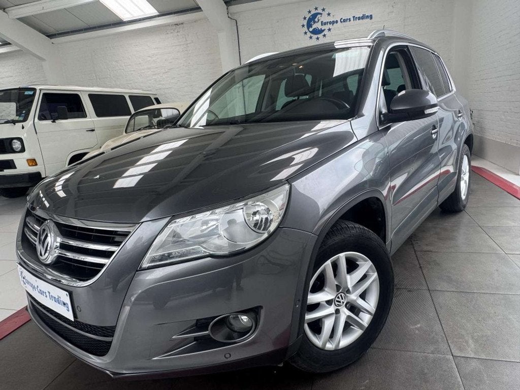 Volkswagen Tiguan 2.0TDI BlueMotion 110ch CARAT DISTRIBUTION, Autos, Volkswagen, Cuir, Argent ou Gris, Achat, Entreprise