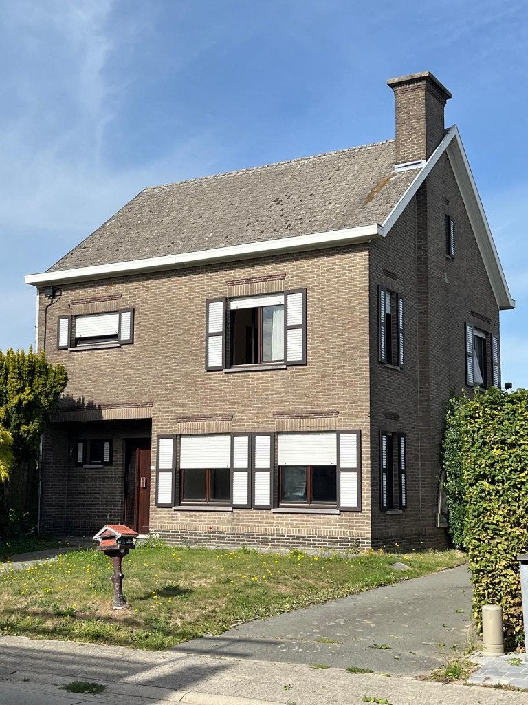 Ruime Vrijstaande Woning Te Huur - Sint-Lievens-Houtem, Immo, 200 m², Provincie Oost-Vlaanderen, Direct bij eigenaar, Vrijstaande woning