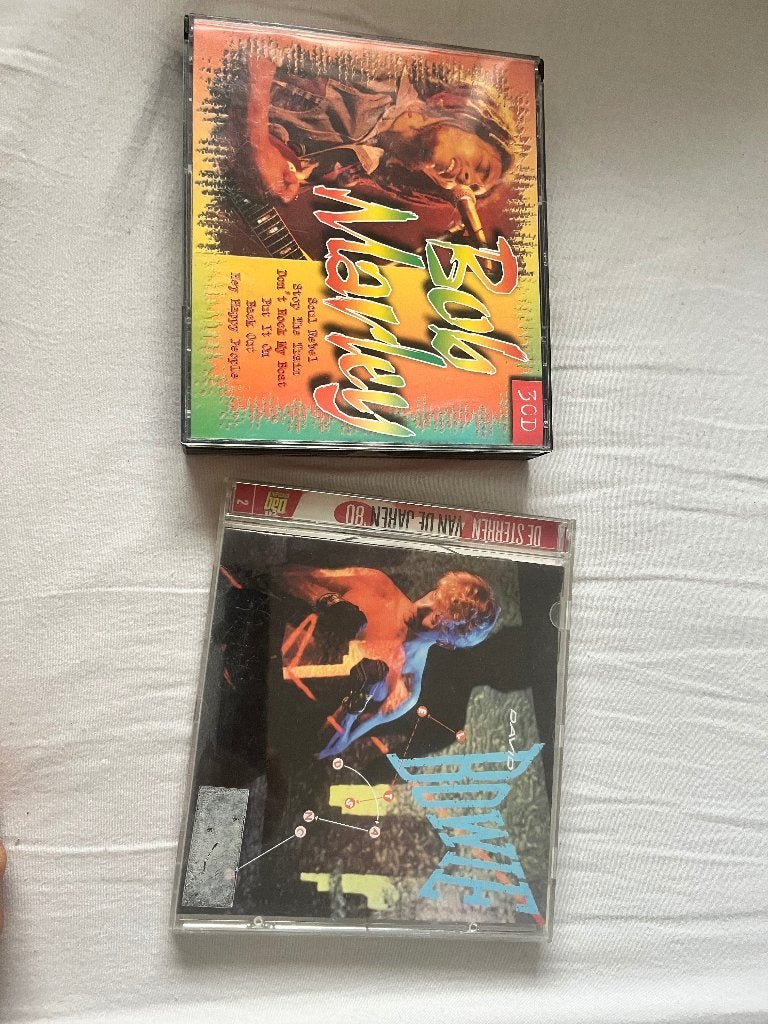 CD Bob Marley en David Bowie, Enlèvement, Utilisé