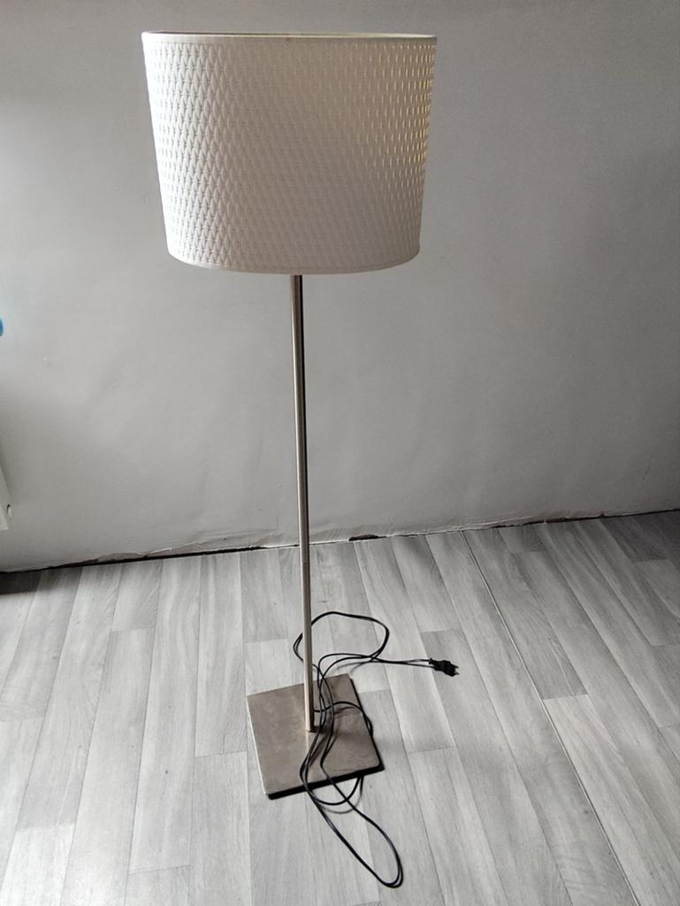 Lampe, Enlèvement