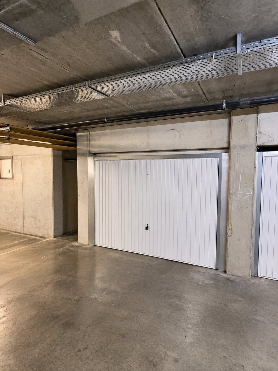 Box de garage très spacieux Northlaan 9 Ostende, Ostende