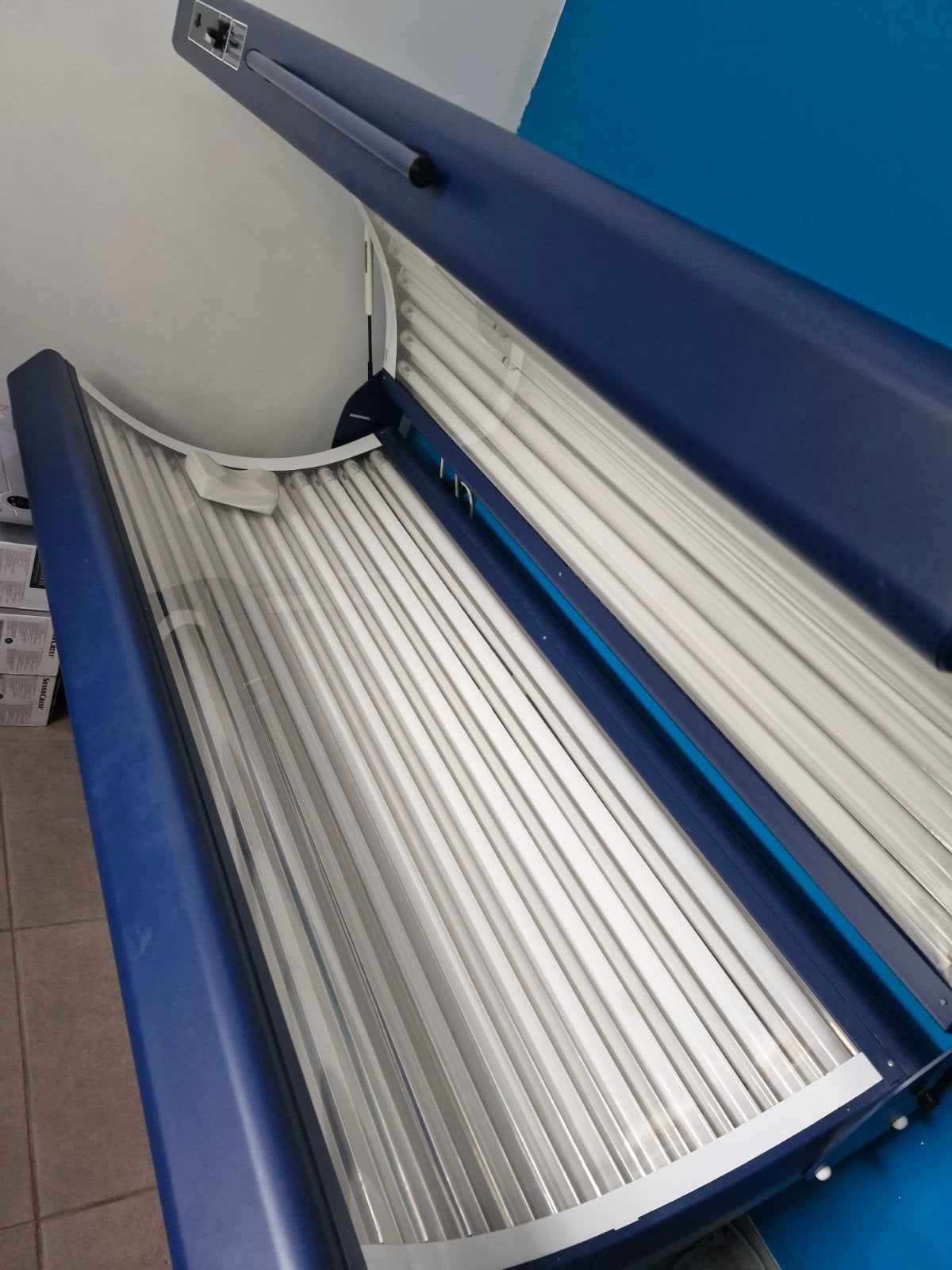 Zonnebank met gezichtsbruiner, Elektronische apparatuur, Zonnebanken en Gezichtsbruiners, Ophalen, Gezichtsbruiner