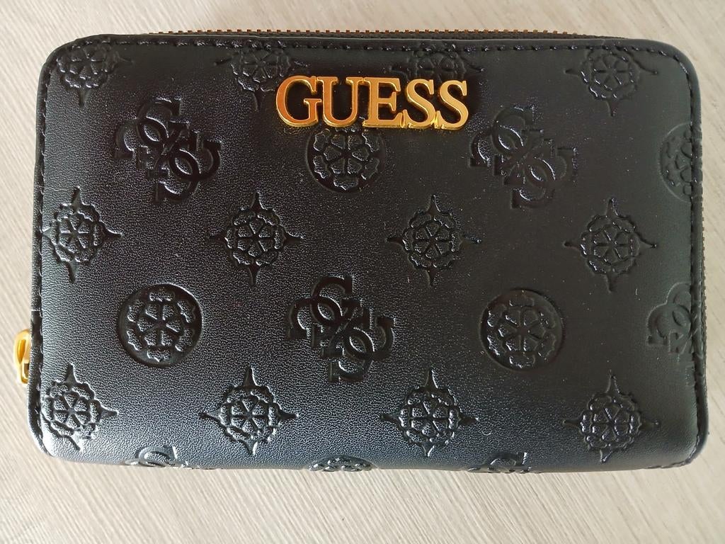 Portemonnee nieuw, Ophalen, Guess