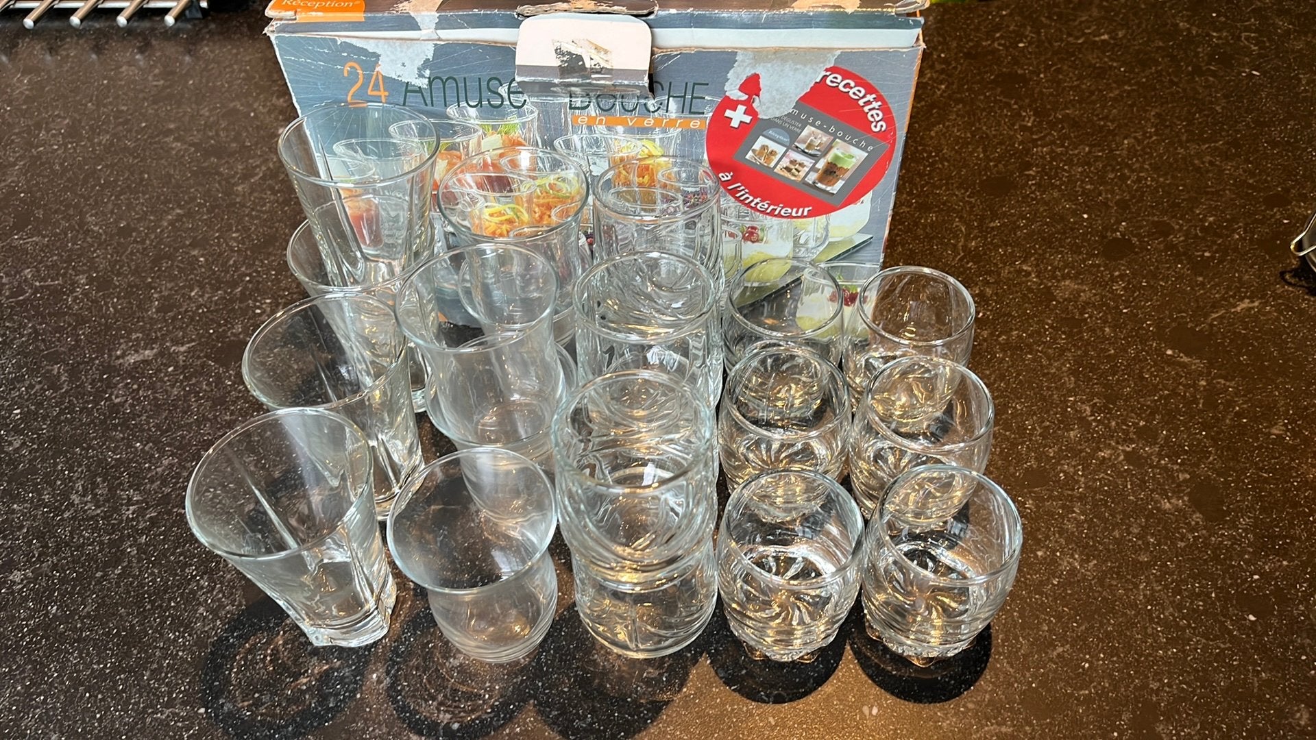 21 Amuseglaasjes, Ophalen, Zo goed als nieuw