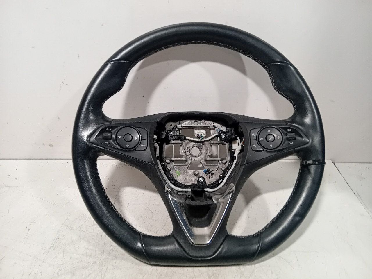 Stuur Opel Corsa, Auto-onderdelen, Besturing, Onderdelen@venauto.nl, Van der Ven Autorecycling B.V., Gebruikt, Ettenseweg 76, 4706 PB Roosendaal, The Netherlands