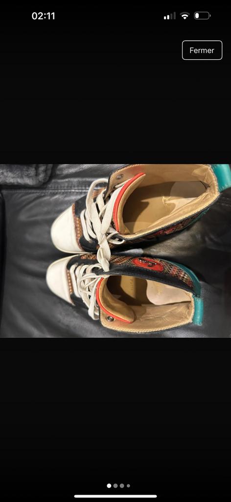 Louboutin, Ophalen, Zo goed als nieuw