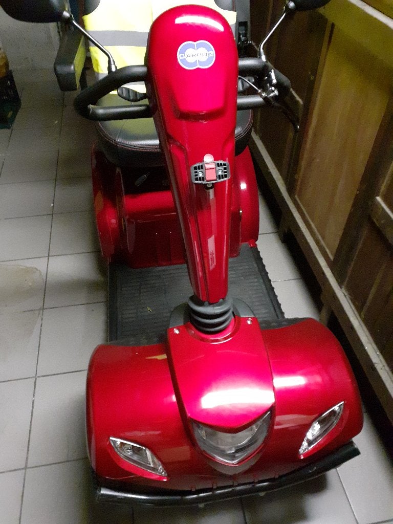 SCOOTER Carpo SE2 Rood + koffer    Prijs: € 1.995, Fietsen en Brommers, Ophalen, Zo goed als nieuw, Carpo