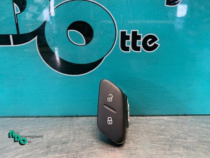 Commutateur verrouillage central des portes d'un Volkswagen, Autos : Pièces & Accessoires, Volkswagen, -, 3 mois de garantie, Utilisé