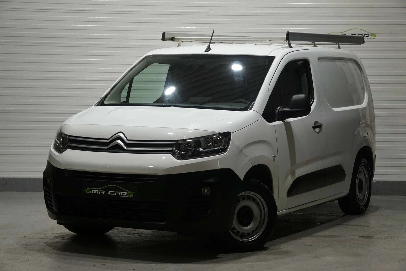 Citroën Berlingo 1.6 BlueHDi-Navi-ParkeerS-Carplay-TrekH-Cr, Auto's, 4 deurs, Stof, Gebruikt, Euro 6