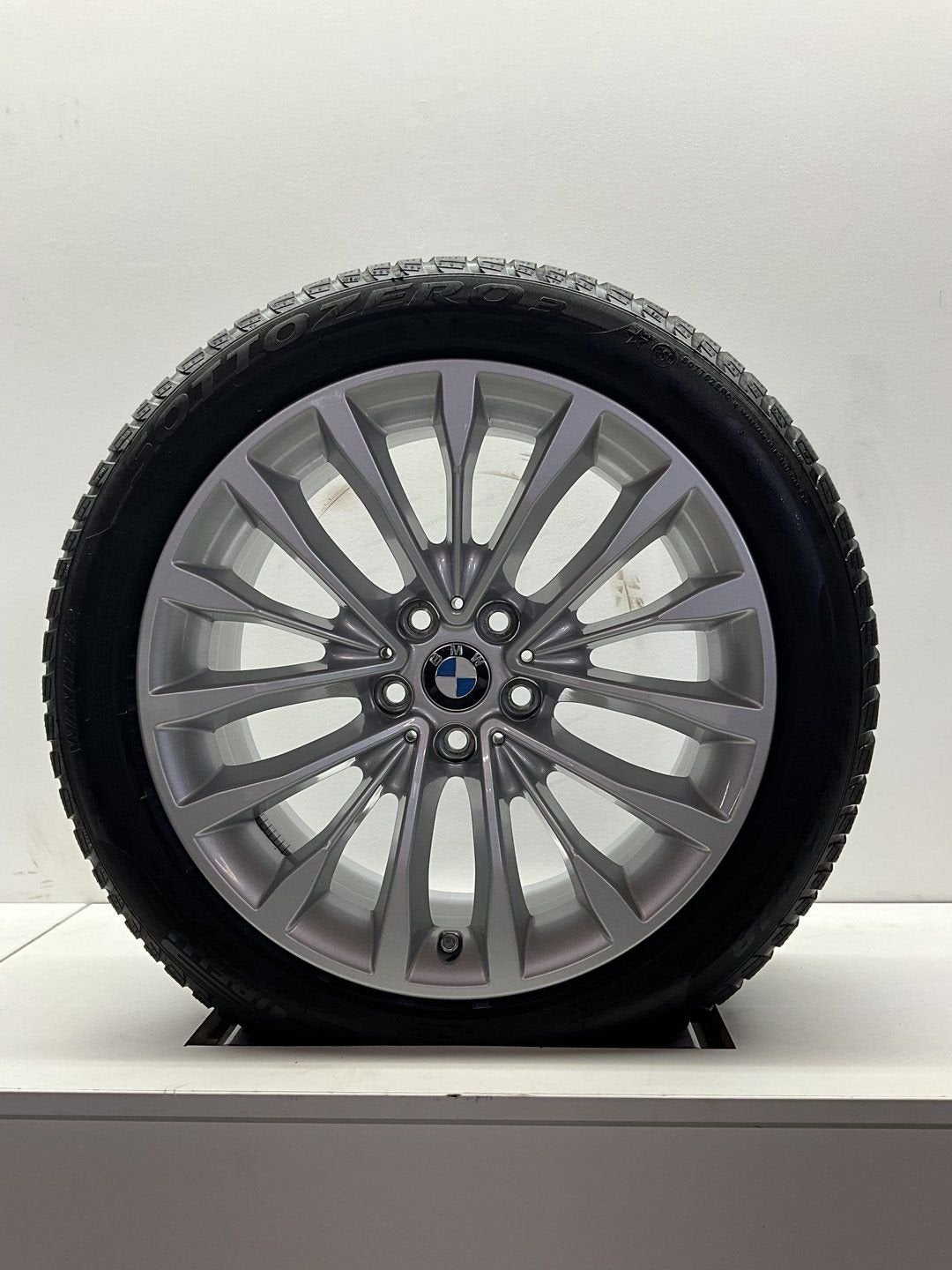 DEMO 18’’ BMW 5 SERIE G30 G31  VELGEN WINTERBANDEN ORIG TPMS, Auto-onderdelen, Banden en Velgen, 18 inch, -, -, Banden en Velgen