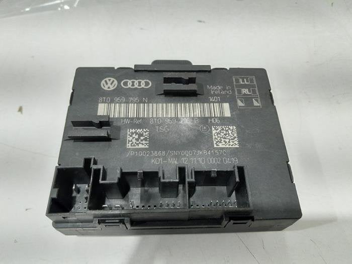 Centrale Deurvergrendelings Module van een Audi A5, Gebruikt, -, -, -