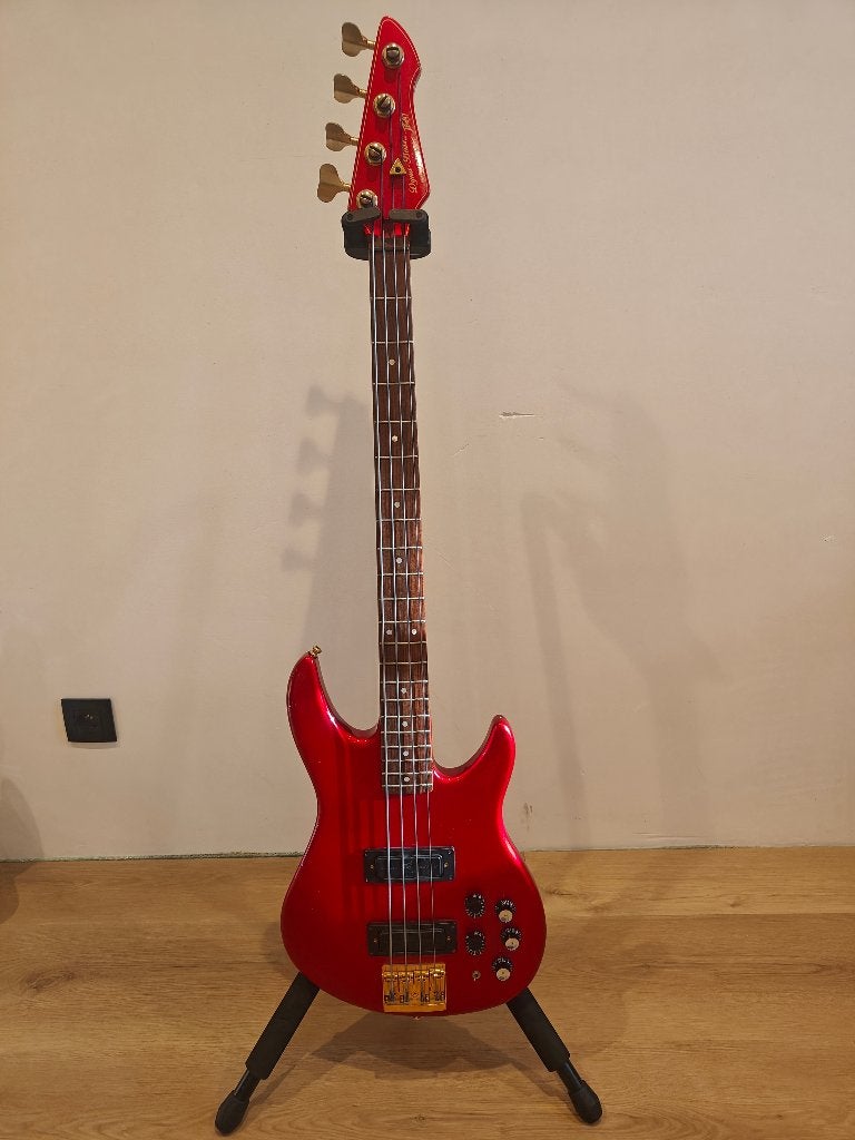 Dyna Bass Peavey 4 String, Musique & Instruments, Instruments à corde | Guitares | Basses, Enlèvement, Utilisé, Électrique