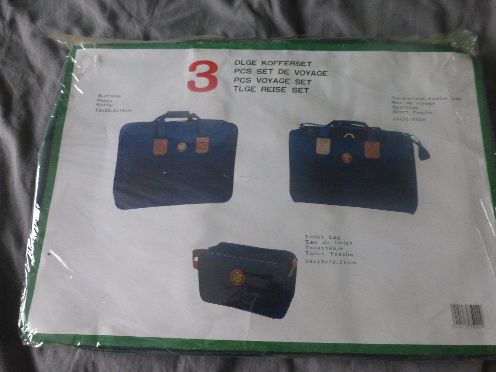 Set  de voyage vert ,3 pièces, valise, sac, trousse.., Enlèvement ou Envoi, Neuf, Vert