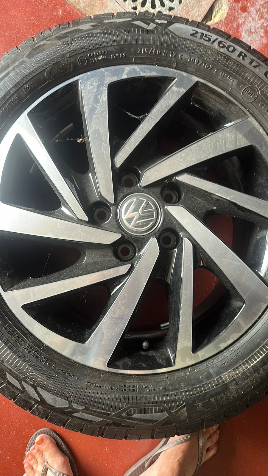 Nieuwe banden voor Volkswagen, Ophalen, Band(en)