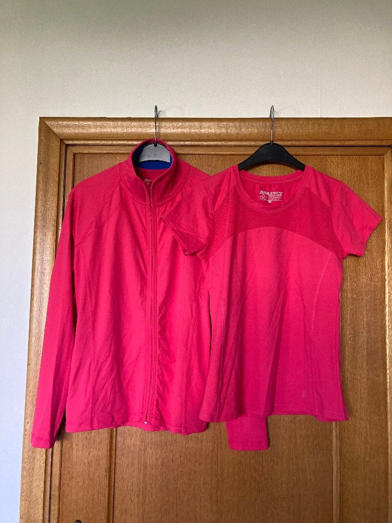 Roze sport-t-shirt + sportvest lange mouw, Athletics, Medium, Kleding | Dames, Sportkleding, Maat 38/40 (M), Athletics, Ophalen of Verzenden