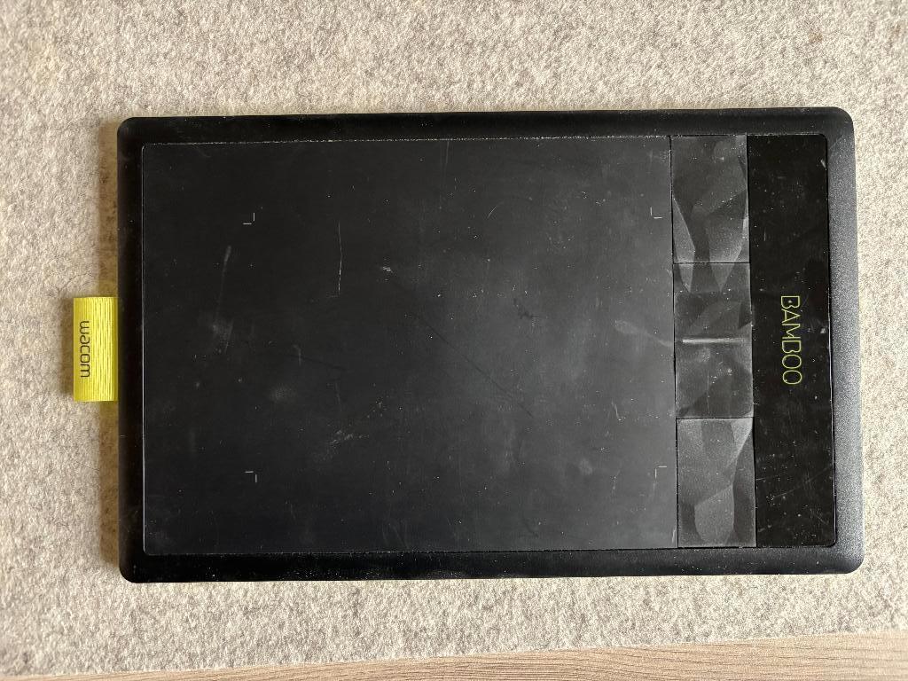 Wacom tekentablet Bamboo, Computers en Software, Ophalen, Zo goed als nieuw