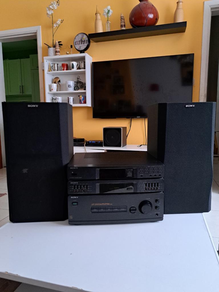 un système Hi-Fi compact Sony LBT-D209, Enlèvement