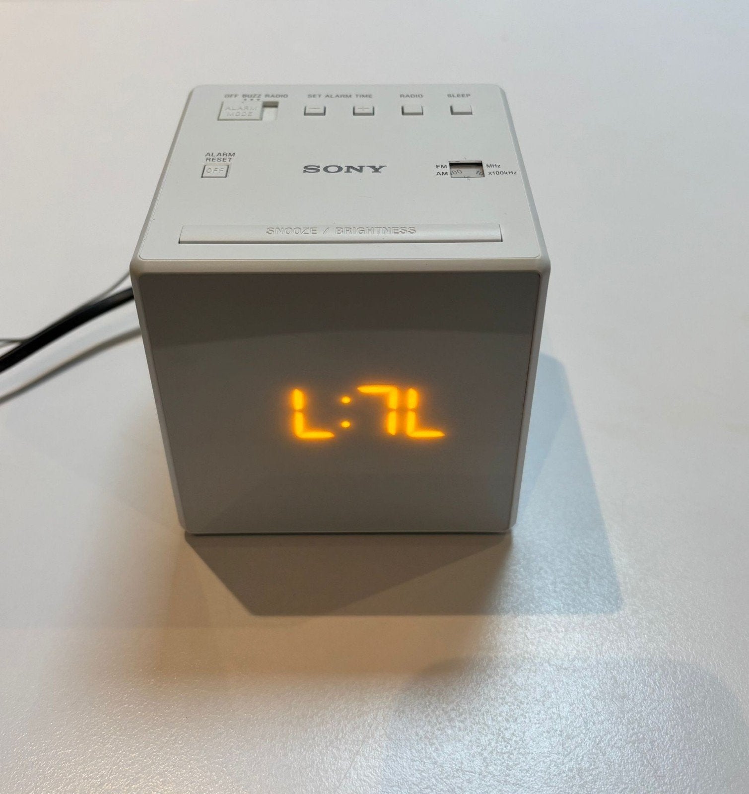 Sony ICF-C1 - Wekkerradio - Wit, Ophalen, Zo goed als nieuw, Digitaal