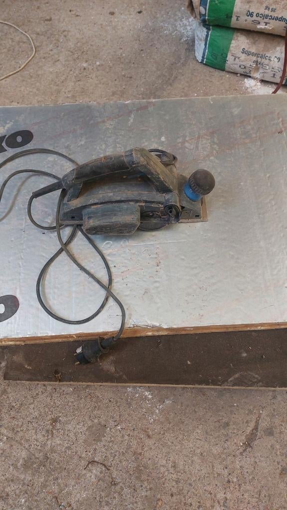 Rabot électrique elu, Bricolage & Construction, 600 watts ou plus, Inconnu, Enlèvement, Utilisé
